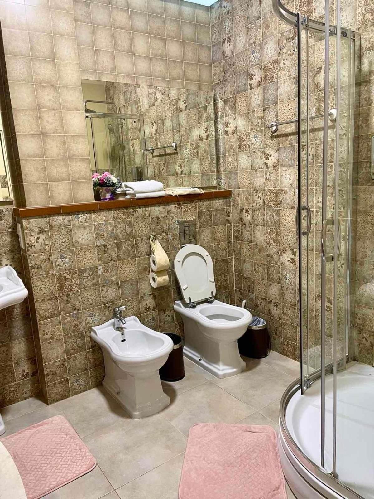 Villa-Sofia Mini-hotel Odessa Esterno foto
