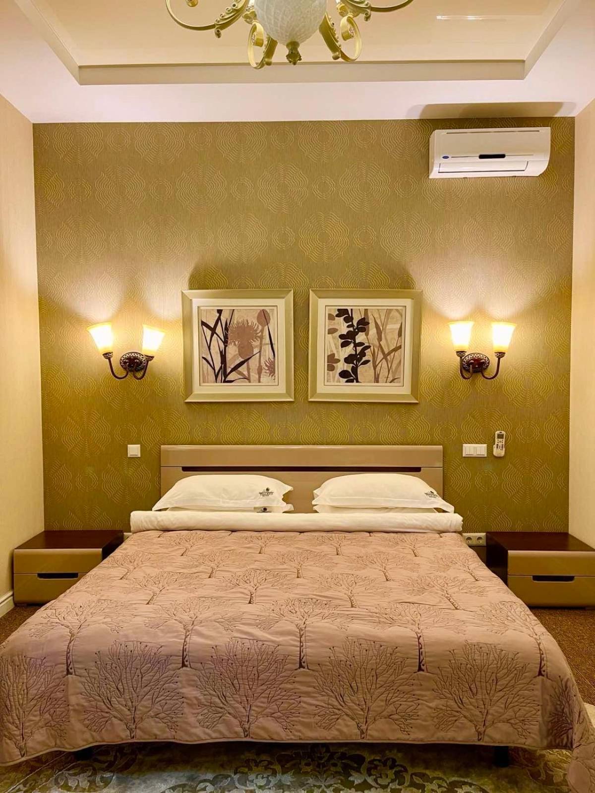 Villa-Sofia Mini-hotel Odessa Esterno foto
